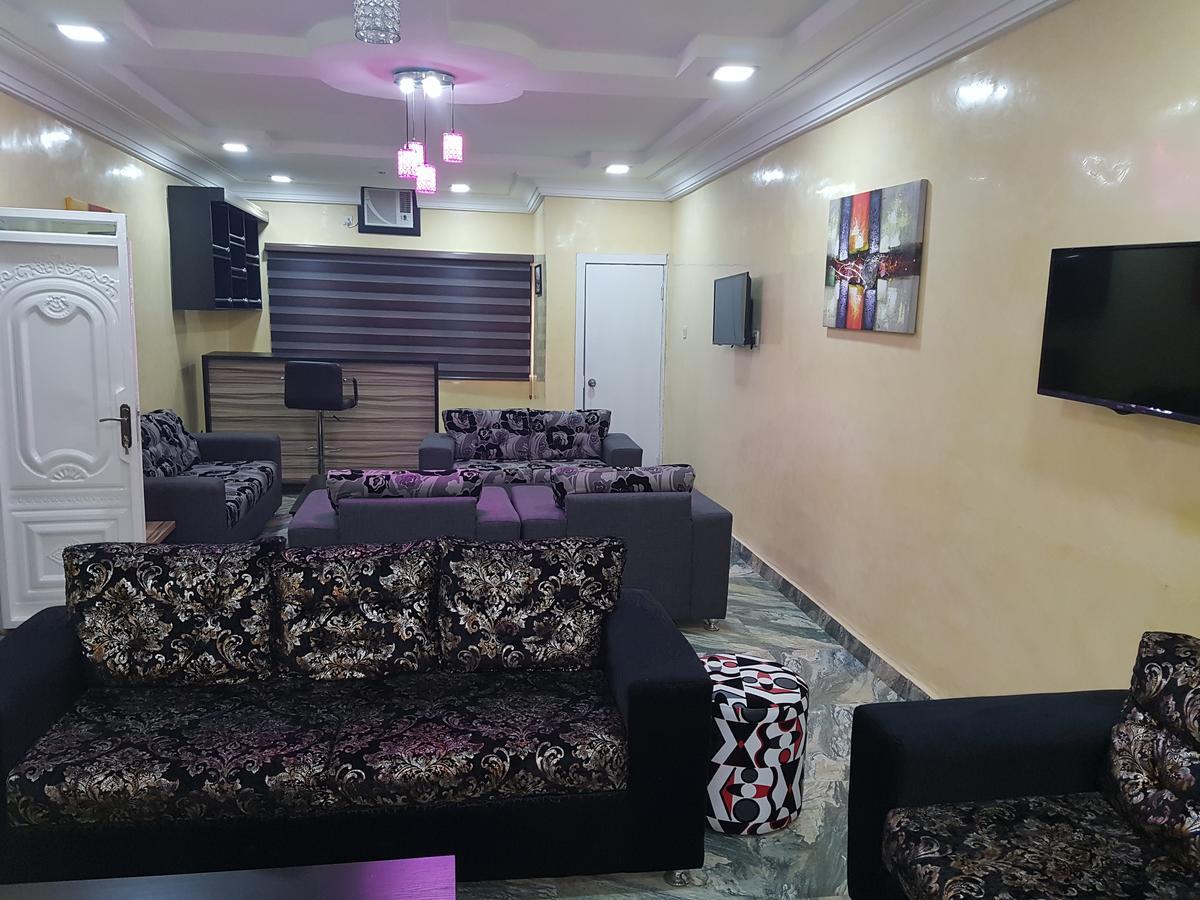 The Resident Hotel Owerri Ngoại thất bức ảnh